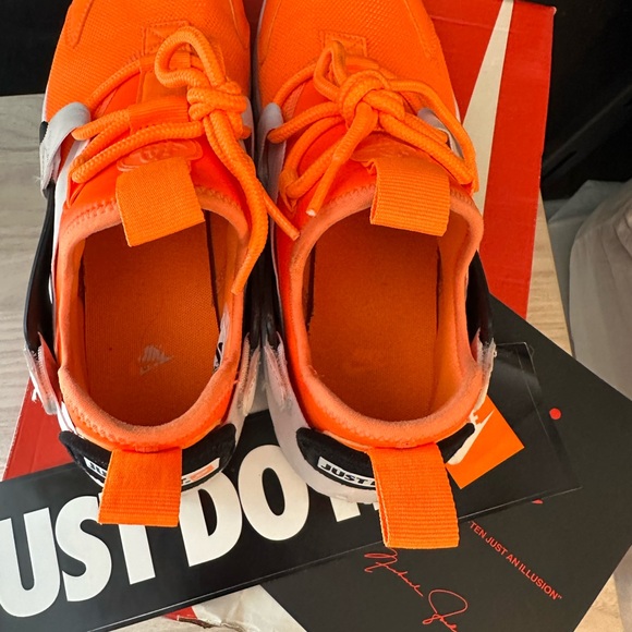 Nike Women’s Air Huarache City Low JUST DO IT - Picture 5 of 6